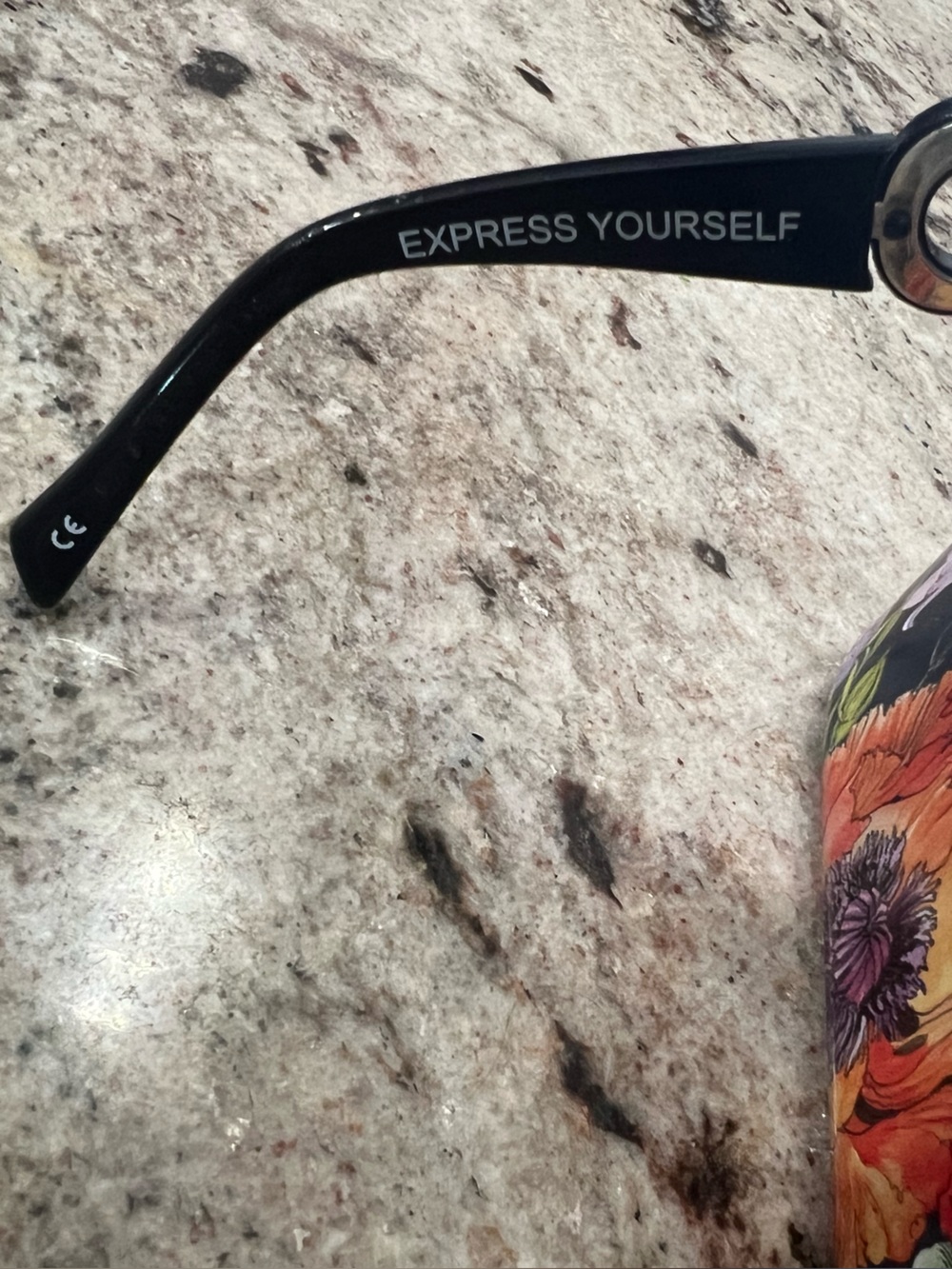EUC!Brighton”Express Yourself”Black Sunglasses/Silver&CrystalArms/Case/No Damage - Picture 6 of 9